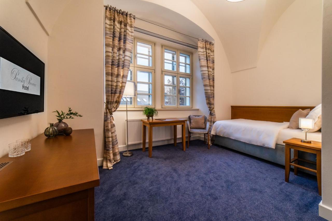 Hotel Pansky Pivovar Holesov Ngoại thất bức ảnh